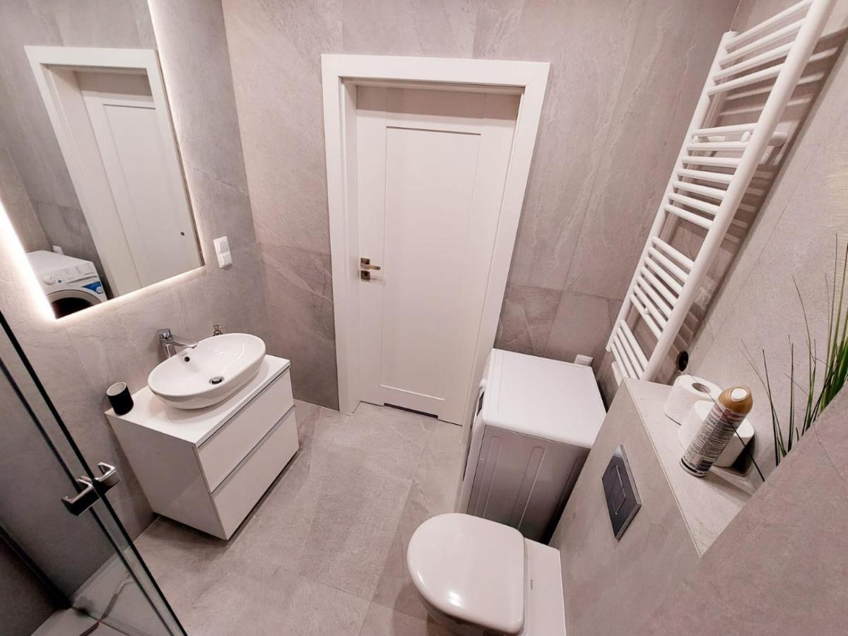 Apartament Panorama Park***** Apartment เยเลเนียกูรา ภายนอก รูปภาพ